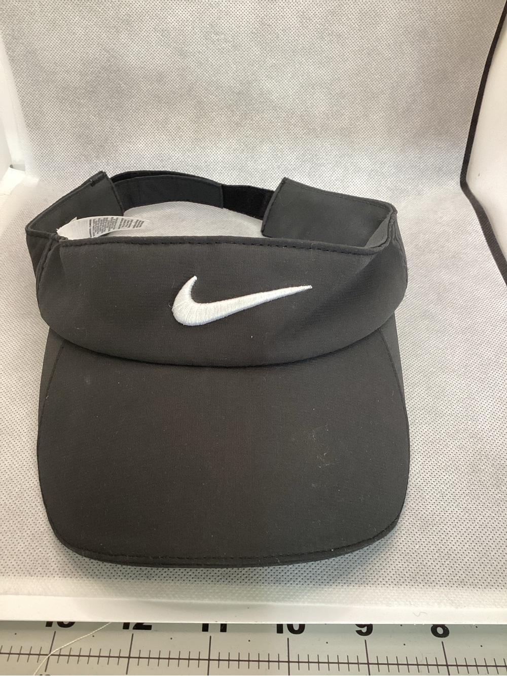 Nike Black Visor Hat White Swoosh Adjustable Golf Tennis Cap